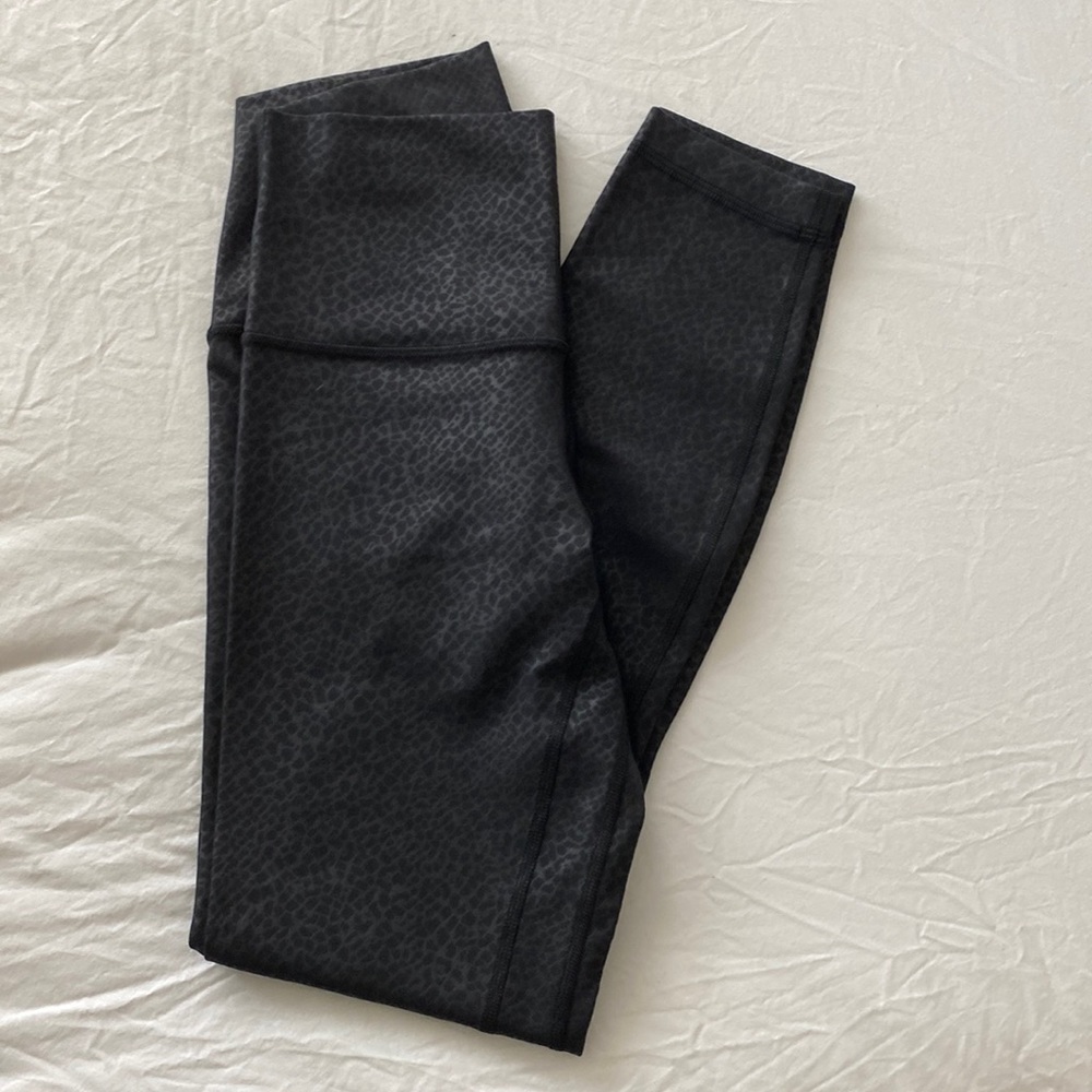 Lululemon Align 25”